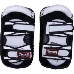 Twins Black/White Deluxe Curved Kick Pads 7 Twins Black/White Deluxe Curved Kick Pads -Boxing Promotions Store KPL12 c 2